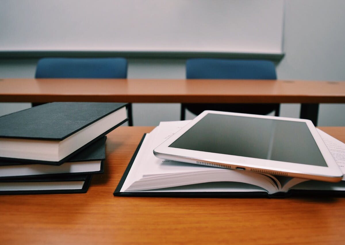 Como escolher entre faculdade pública e privada