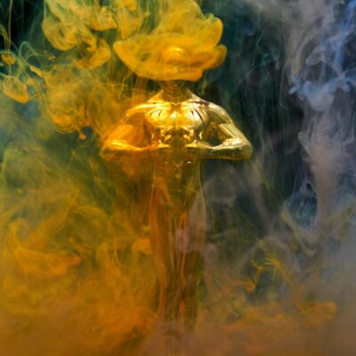 Para a 'Maldição do Oscar: Por que tantos atores ganham o prêmio e a carreira', a percepção de declínio pós-vitória é complex