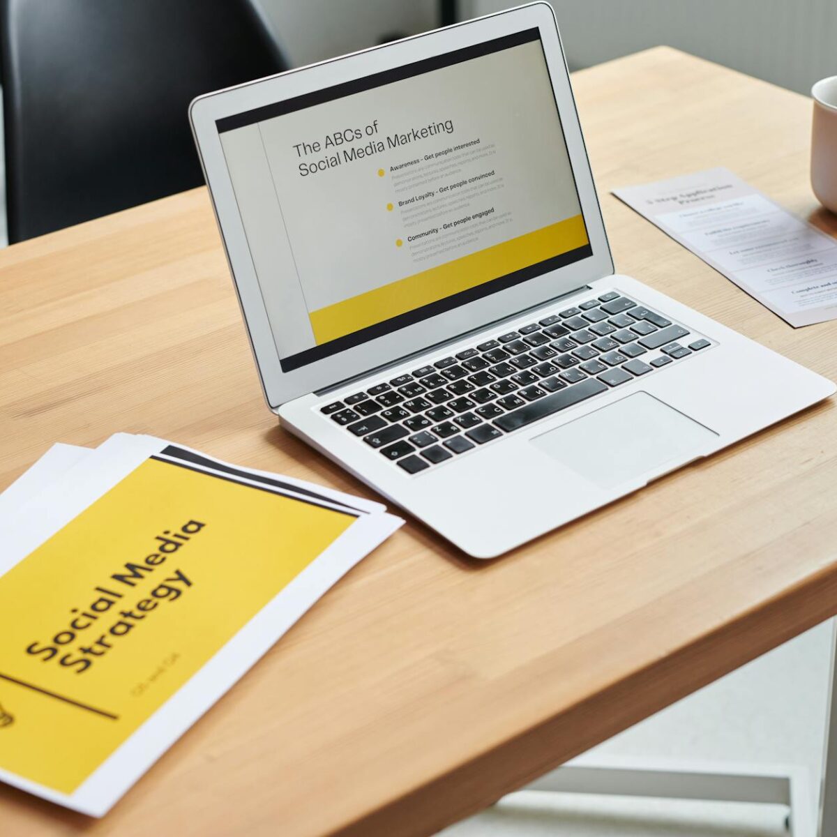 Marketing Digital para Pequenas Empresas: Crie Sua Estratégia Vencedora e Conquiste Clientes — como criar uma estratégia de m