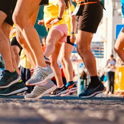 Guia Definitivo: Como Escolher o Tênis Certo para Corrida e Blindar Seus Pés Contra Lesões — como escolher o tênis certo para