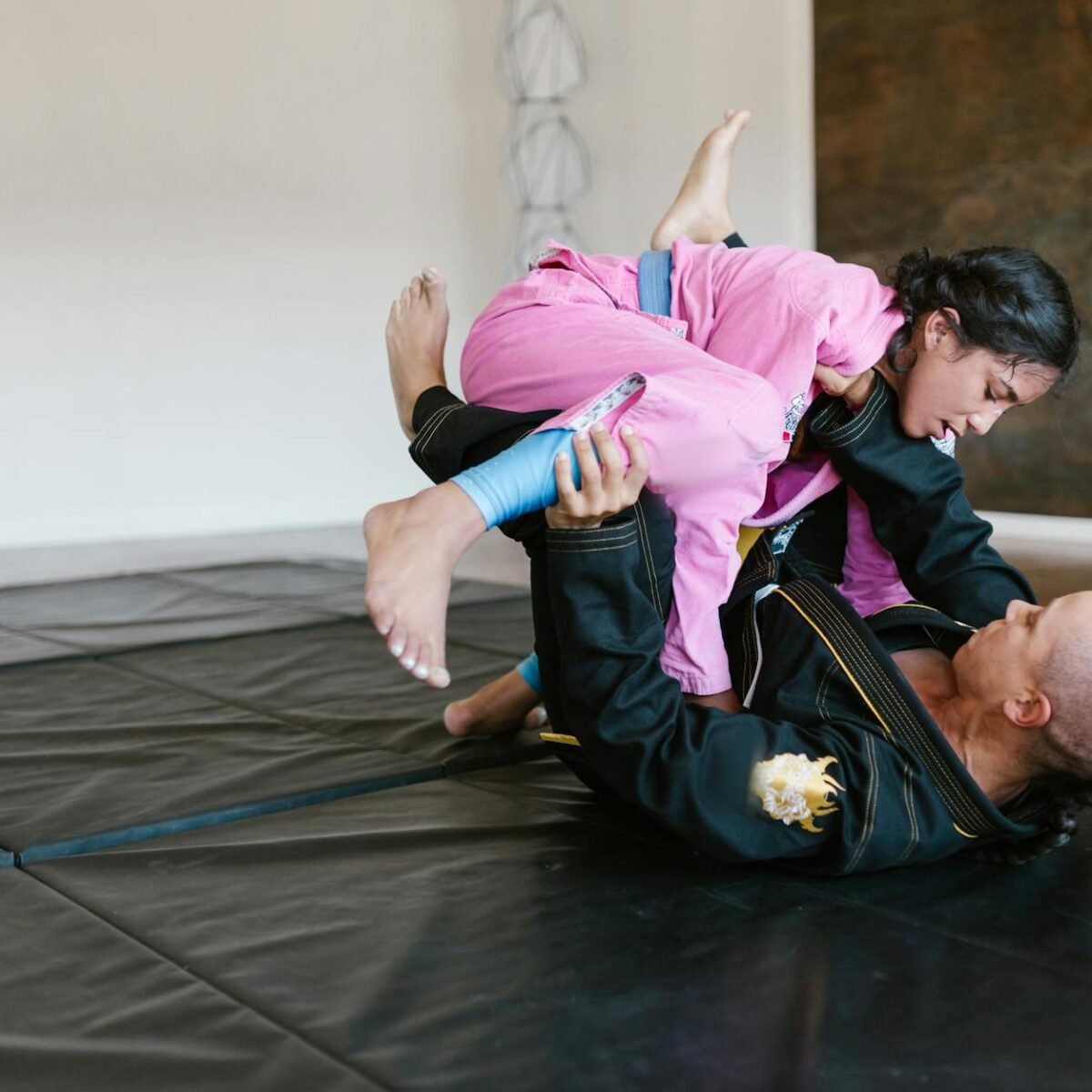Como Escolher a Melhor Academia de Jiu Jitsu Perto de Você: Guia Definitivo para Sua Jornada no Tatame — como escolher uma bo