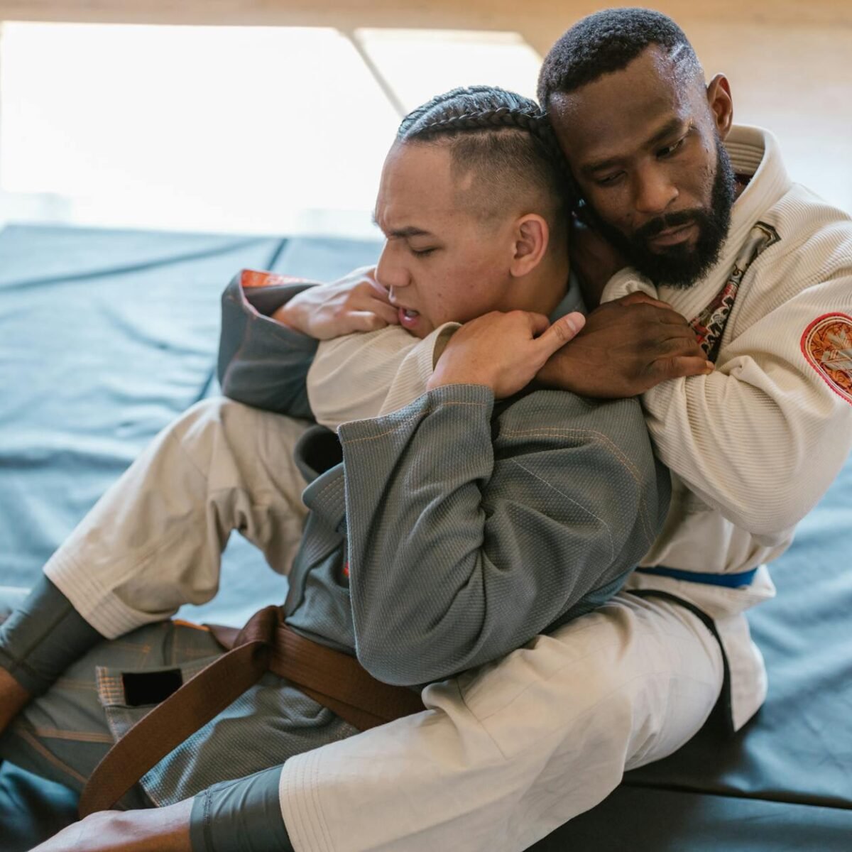 Jiu Jitsu para Defesa Pessoal: O Guia Definitivo do Que Aprender Primeiro para Sua Segurança — jiu jitsu para defesa pessoal