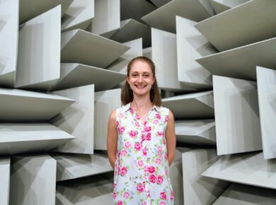 Para entrar na câmara anecoica da Microsoft, o lugar mais silencioso da Terra, é vivenciar uma experiência sensorial única e