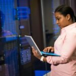 Tecnologia Sem Faculdade: Seu Guia Definitivo para Estudar e Conquistar uma Carreira de Sucesso — o que estudar para trabalha