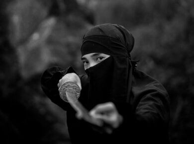 Para entender [Samurais Negros: A história real de Yasuke, o guerreiro africano no Japão], Yasuke foi um africano que chegou