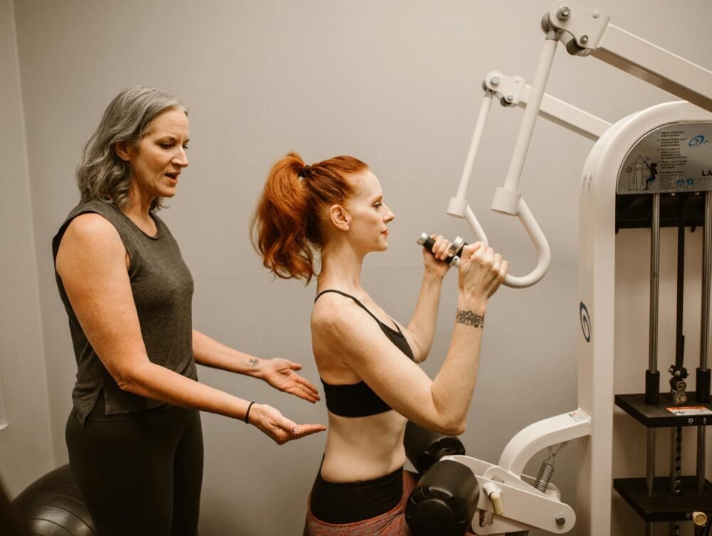 Treino de Força para Mulheres Acima de 50: Segurança, Vitalidade e Resultados Comprovados — treino de força para mulheres aci