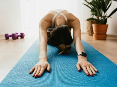 Yoga para Iniciantes em Casa: Guia Completo para Começar Sem Instrutor e com Segurança — yoga para iniciantes como começar em